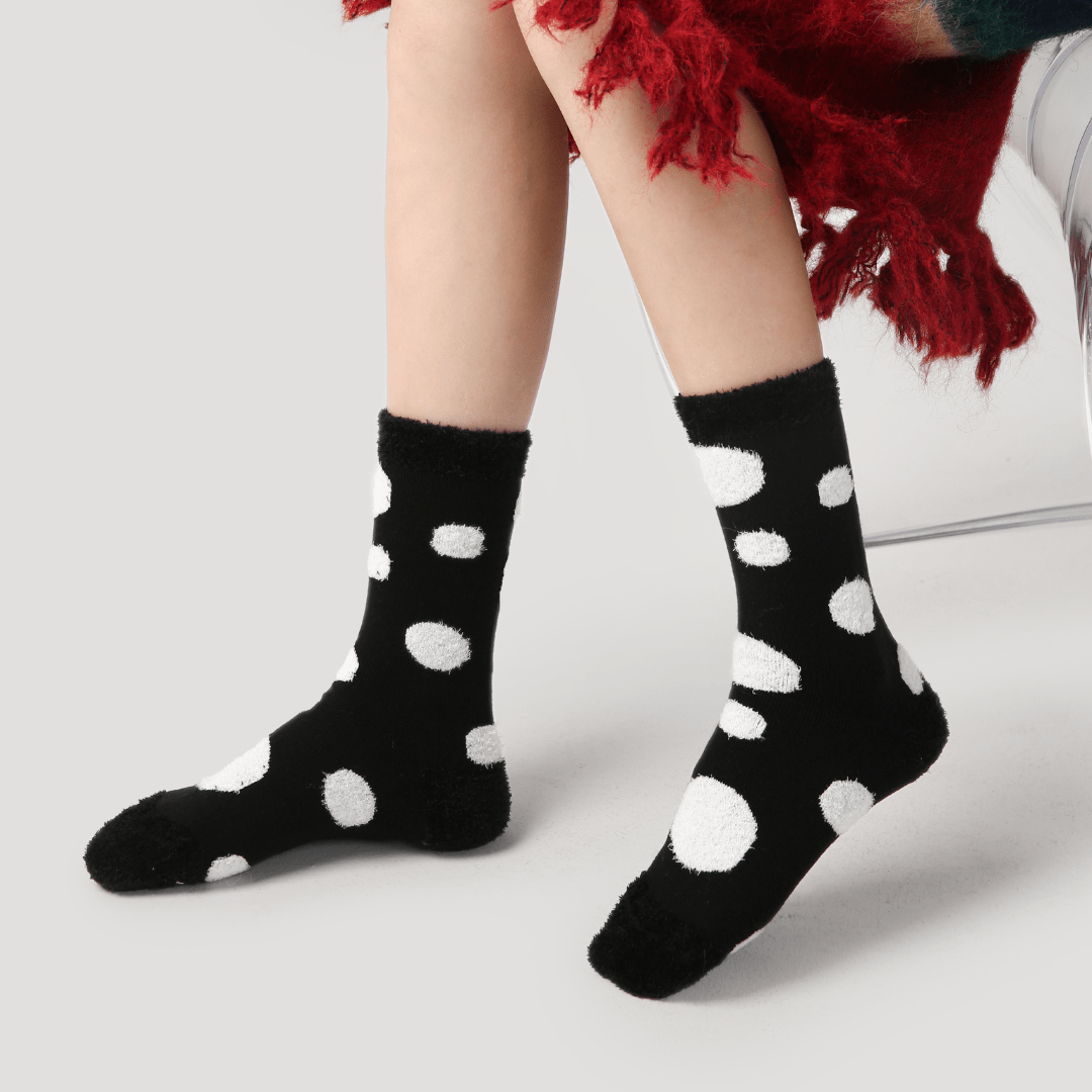 Renaissance Socks Crew Socks 35-39 Cozy Winter Polka Dot Crew Socks