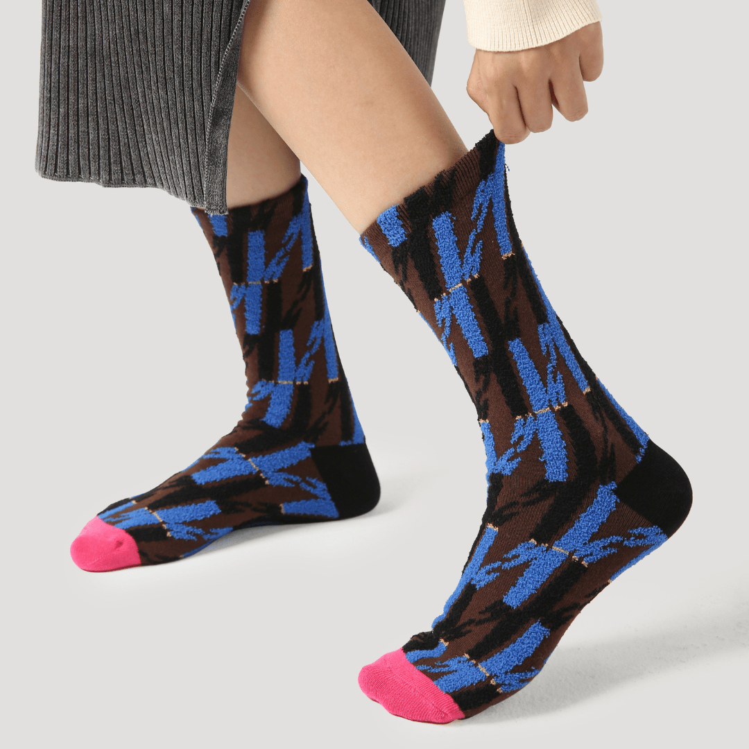 Renaissance Socks Crew Socks 35-39 Midnight Houndstooth Wooly Socks