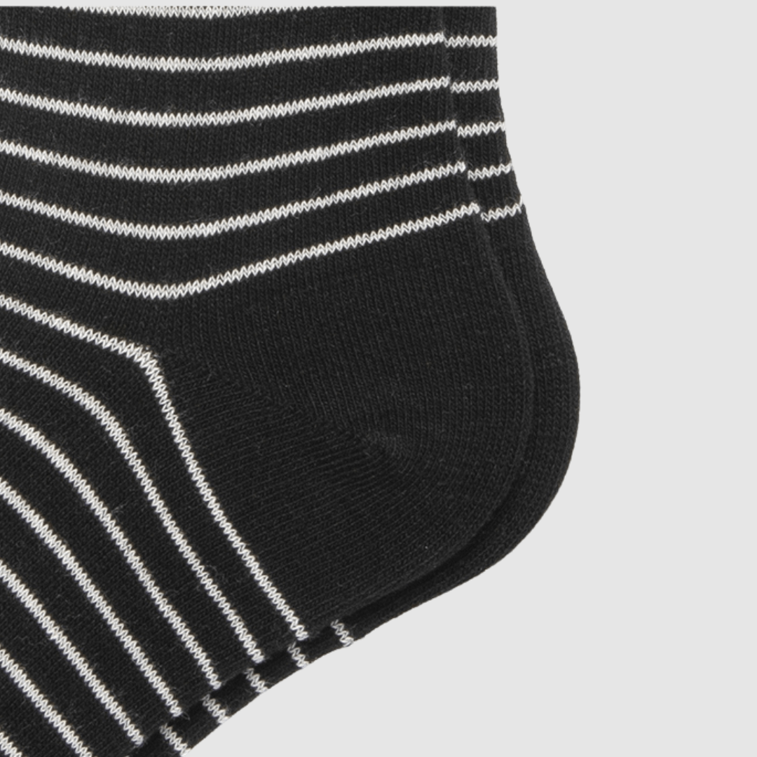 Renaissance Socks Crew Socks 4-12.5 Unisex Black & White Striped Crew Socks