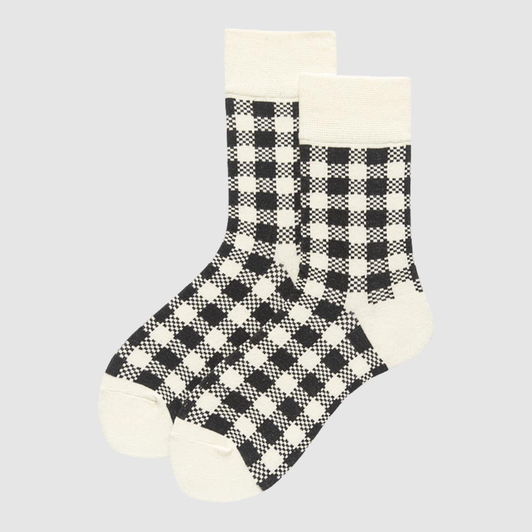 Renaissance Socks Crew Socks 4-10 Women's Black & White Plaid Crew Socks