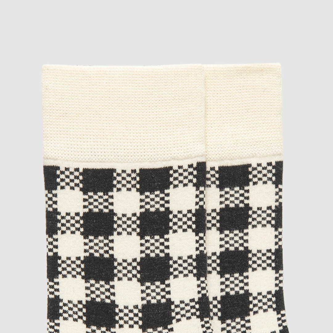 Renaissance Socks Crew Socks 4-10 Women's Black & White Plaid Crew Socks