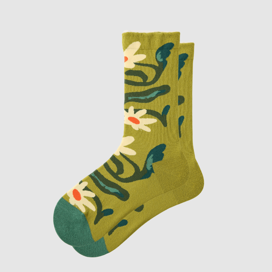 Renaissance Socks Crew Socks 4-10 / Green Daisy Women's Floral Crew Socks