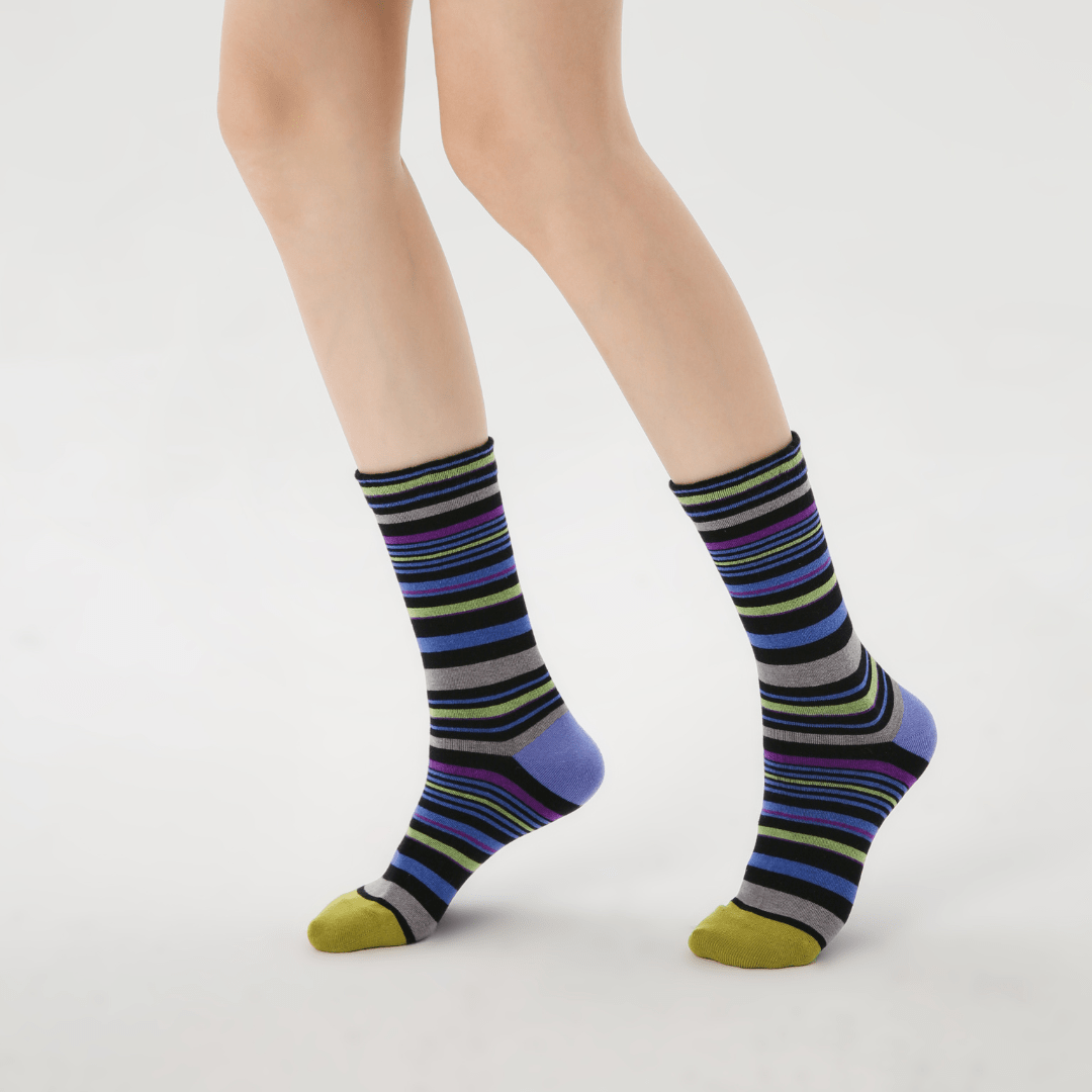 Renaissance Socks Crew Socks Women's Purple Striped Crew Socks